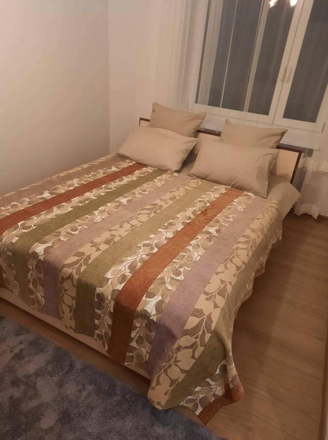 Maironio Apartamentai Radziwiliszki Exterior foto